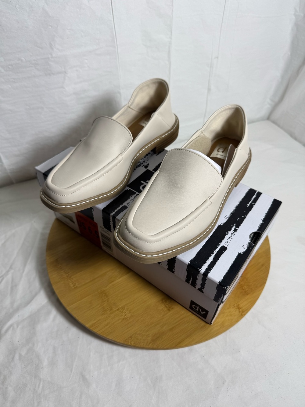 DV by Dolce Vita Flirty Women’s Loafers Size 6.5 Ivory Slip On Shoes New In Box